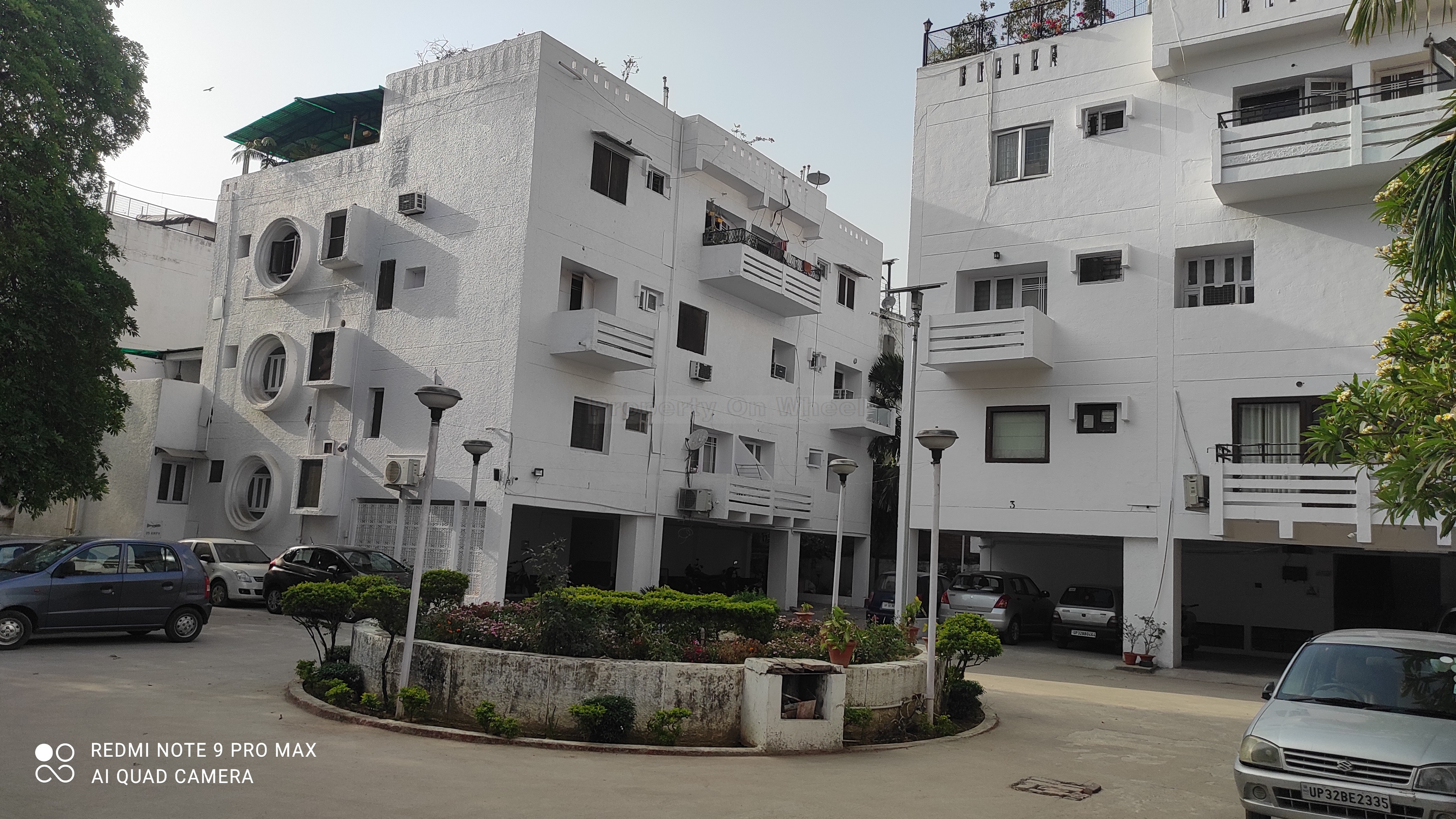 3bhk + study premium apartment for sale in a posh locality of Lucknow. 